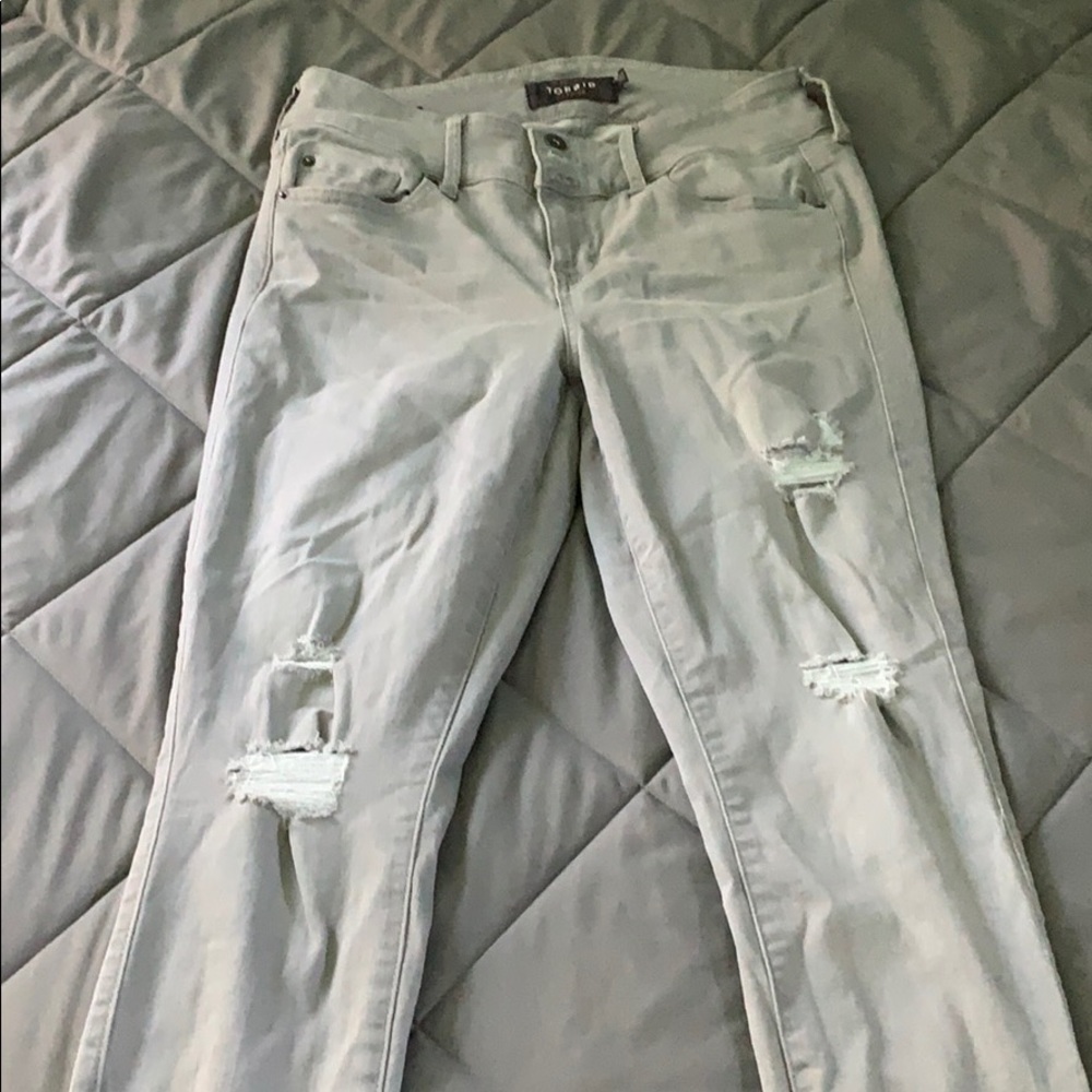 Torrid Jegging size 12 distressed knee grey